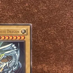 1996 Yu-Gi-Oh! - Blue-Eyes White Dragon - SDK-001 - Image 4