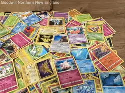 2.5LB Lot of Various Mixed Assorted Pokemon Cards TCG CCG Trading Cards - Image 3