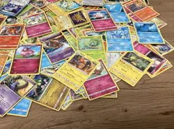 2.5LB Lot of Various Mixed Assorted Pokemon Cards TCG CCG Trading Cards - Image 4