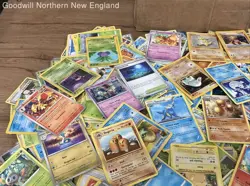 2.5LB Lot of Various Mixed Assorted Pokemon Cards TCG CCG Trading Cards - Image 2