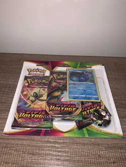 Pokemon TCG - Sword & Shield Vivid Voltage Vaporeon Blister - 3 Booster Packs - Image 1