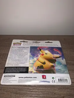 Pokemon TCG - Sword & Shield Vivid Voltage Vaporeon Blister - 3 Booster Packs - Image 3