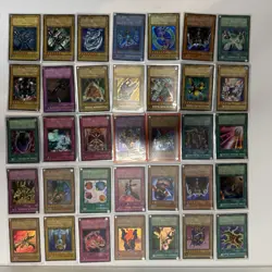 Lot Of Yu-Gi-Oh Cards All Near Mint! Blue Eyes White Dragon Red Eyes B. Dragon - Image 1