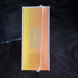 Pokemon TCG Sword & Shield Ultra-Premium Collection Charizard Box English - Image 5