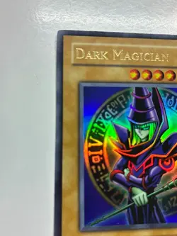 USA Seller Yugioh Dark Magician Legend of Blue-Eyes Ultra Rare LOB-005 VLP - Image 2