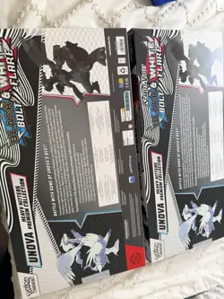 Pokemon Unova Heavy Hitters Premium Collection 2-Pack SHIP FAST IN HAND - Image 3