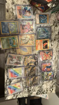 Pokemon Lot Vintage And Modern Over 300 Cards pack - Image 5