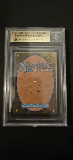 Y'shtola, Night's Blessed Borderless JPN Non Foil BGS Pristine 10 Graded Card - Image 2