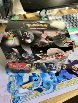 8 x Black Bolt & White Flare Pokemon TCG Unova Mini Tins Art Set in Display Case - Image 1