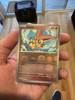 Victini Pokeball Pattern Promo 012/086 Pokemon Sv: Black Bolt Reverse Holo NM - Image 1