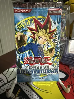 Yu-Gi-Oh Legend of Blue Eyes White Dragon LOB English Booster Pack - Image 1