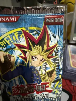 Yu-Gi-Oh Legend of Blue Eyes White Dragon LOB English Booster Pack - Image 3
