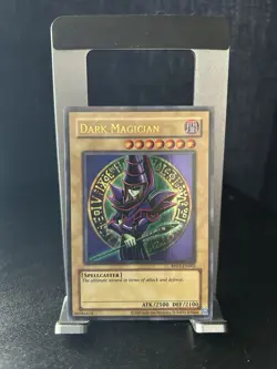 Yu-Gi-Oh! TCG Dark Magician Retro Pack RP01-EN003 Unlimited Edition Super Rare - Image 1