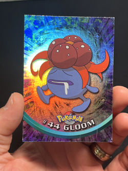 Topps Pokemon Series 1 Rainbow Foil Blue logo 1st print Gloom #44 - Image 1