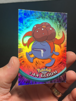 Topps Pokemon Series 1 Rainbow Foil Blue logo 1st print Gloom #44 - Image 3