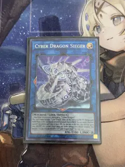 Cyber Dragon Sieger - MP19-EN108 - Prismatic Secret Rare - NM Yugioh - Image 1