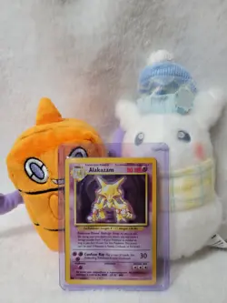 * Damaged / read description* Pokemon Alakazam TCG Base Set Holo Rare - Image 1
