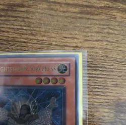 Yugioh Lyla, Lightsworn Sorceress Ultimate Rare UNLIMITED LP LODT-EN019 - Image 3