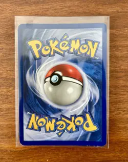 1995 Pokemon Base Set Zapdos Holographic Rare 16/102 - Image 2