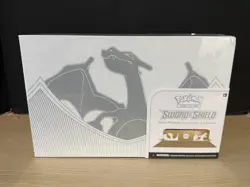 POKEMON SWORD & SHIELD CHARIZARD ULTRA-PREMIUM COLLECTION BOX FACTORY SEALED - Image 1