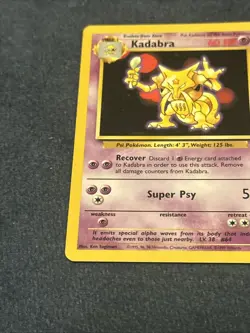 Pokemon TCG WoTC Kadabra 032/102 Base Set Regular Vintage Lightly Played LP - Image 4