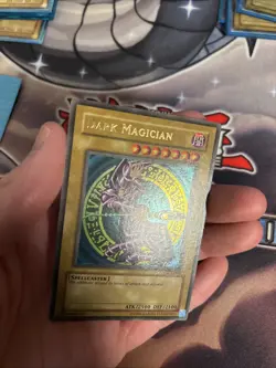 (MC) Yugioh Dark Magician SDY-006 Ultra Rare Unlimited LP - Image 3