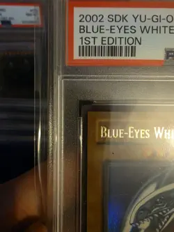 Yu-Gi-Oh Blue-Eyes White Dragon SDK-001 1st Edition PSA 8 Ultra Rare - Image 4