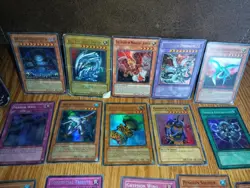 Vintage Yu-Gi-Oh TCG Card Lot Of 20 damaged holos! with tin - Image 3