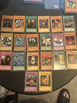 Yugioh Vintage Lot Of 20 Yu-Gi-Oh! Cards!! ! - Image 1