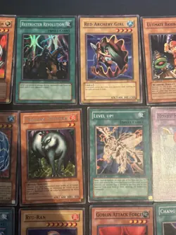 Yugioh Vintage Lot Of 20 Yu-Gi-Oh! Cards!! ! - Image 3