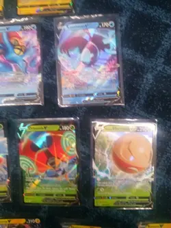 Pokemon Tcg V Lot 15 Cards - Image 4