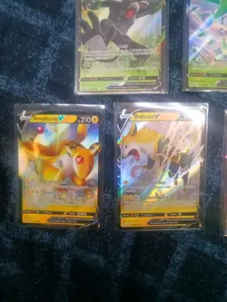 Pokemon Tcg V Lot 15 Cards - Image 5