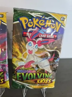 Pokemon TCG Sword & Shield Evolving Skies Booster Pack Lot Of 3 Random Pack Art 820650808777 - Image 4