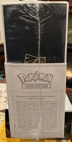 Pokemon TCG Sword & Shield Charizard Ultra-Premium Collection Box 820650871115 - Image 3