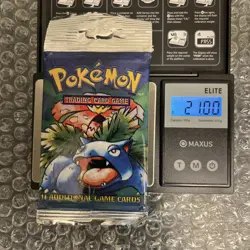21g HEAVYU Wizards of the Coast Pokemon Base Set Booster Pack 742818061582 - Image 1
