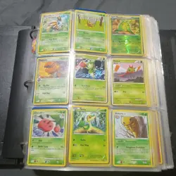 HUGE Pokemon Card Binder - Great Shape - Lots Of Cards Nm- HP- (E) - Image 1
