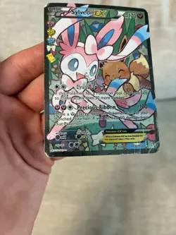 Pokemon TCG Sylveon EX Full Art RC32/RC32 Generations Radiant Collection (DMG) - Image 1