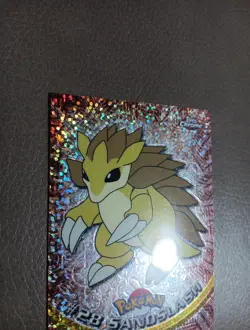 Sandslash #28 Pokemon 2000 Topps Chrome Base HOLO - Image 3