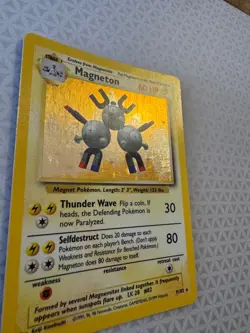 Magneton 009/102 Base Set Holo Pokemon TCG LP - Image 2