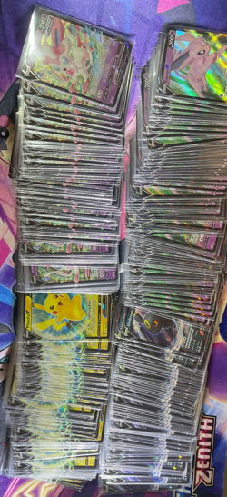 Pikachu V Black Star Promo - SWSH198 - Sword & Shield Pokemon 2022 - Image 3