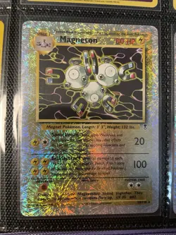 Pokemon TCG Magneton Reverse Holo Card Legendary Collection 28/110 MP Condition - Image 1
