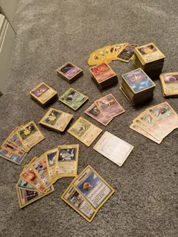 BIG VINTAGE POKEMON BULK LOT (WOTC, 1ED, EXPEDITION, ETC) 700 CARDS APPROX - Image 2