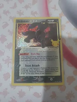 Umbreon Gold Star 17/17 Celebrations: Classic Collection Pokemon LP - Image 1