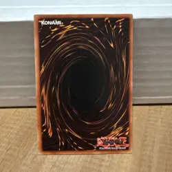 Yu-Gi-Oh Dark Magician SDY-006 Ultra Rare Unlimited Edition - Image 2
