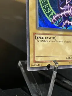 Yu-Gi-Oh! Dark Magician Ultra Rare #SDY-006 evs - Image 3