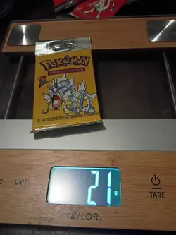 Pokemon Base Set 2 Booster Pack Gyarados Artwork Single Pack 9780743000000 - Image 4