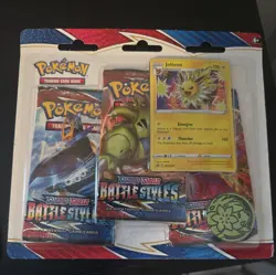 Pokemon TCG: Sword & Shield Battle Styles Blister Pack with 3 Booster Packs - Image 1