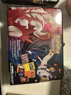 Pokemon 2021 Collector Chest Single Strike Tepig/Rapid Strike Shinx Booster Set 820650808449 - Image 2