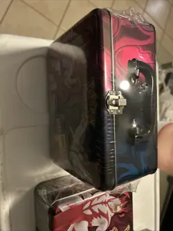 Pokemon 2021 Collector Chest Single Strike Tepig/Rapid Strike Shinx Booster Set 820650808449 - Image 3