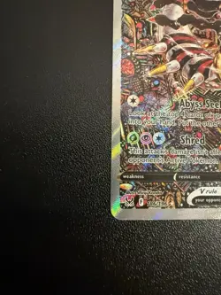 Pokemon TCG Giratina V (Alternate Full Art) 186/196 Swsh11: Lost Origin Holo - Image 2
